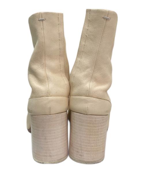 Maison Margiela（メゾンマルジェラ）Maison Margiela (メゾンマルジェラ) タビブーツ アイボリー サイズ:36 1/2の古着・服飾アイテム