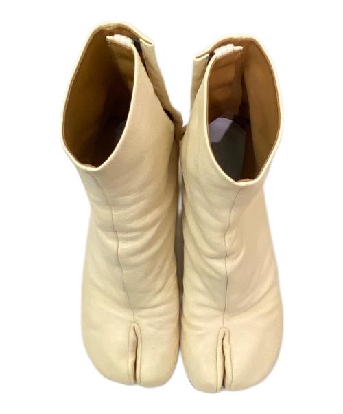 Maison Margiela（メゾンマルジェラ）Maison Margiela (メゾンマルジェラ) タビブーツ アイボリー サイズ:36 1/2の古着・服飾アイテム