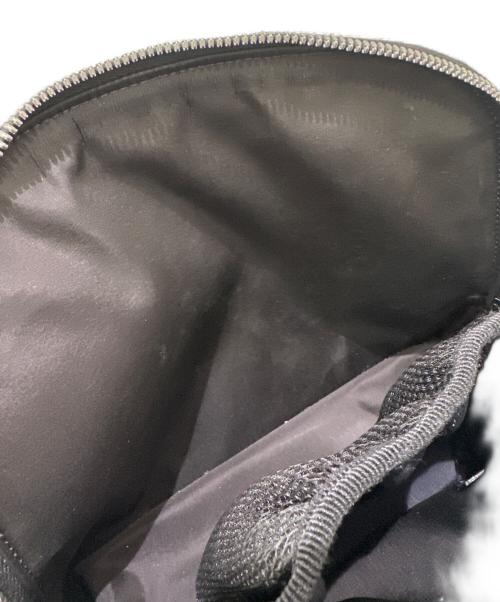 Berluti（ベルルッティ）Berluti (ベルルッティ) Bang & Olufsen (バング＆オルフセン) Sound Pouch/レザーポーチ ブラックの古着・服飾アイテム