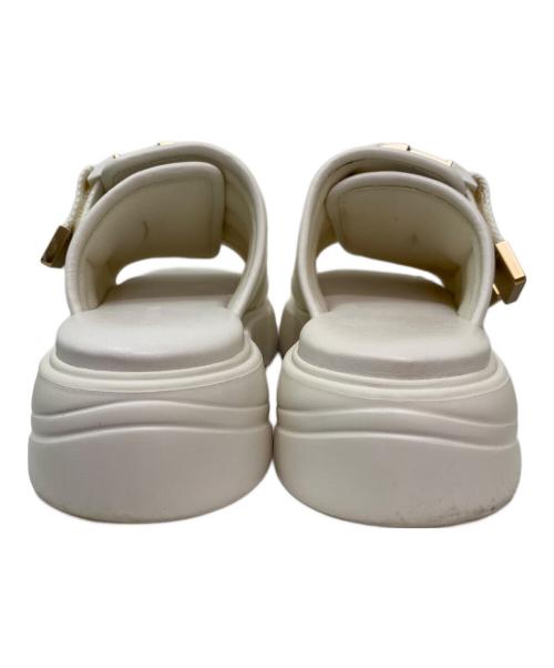 BOTTEGA VENETA（ボッテガベネタ）BOTTEGA VENETA (ボッテガベネタ) フラッシュサンダル ホワイト サイズ:36の古着・服飾アイテム