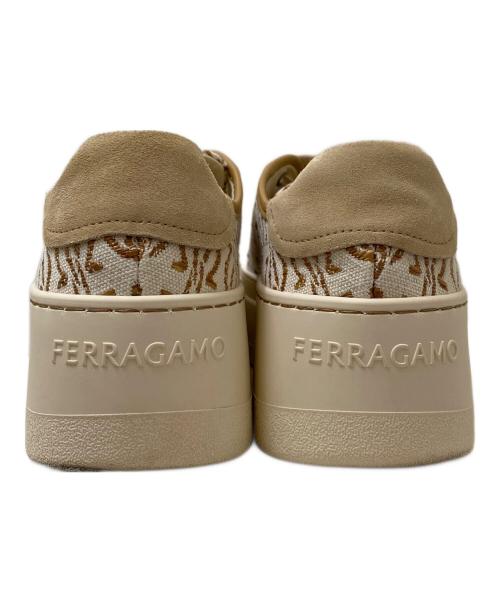 Salvatore Ferragamo（サルヴァトーレ フェラガモ）Salvatore Ferragamo (サルヴァトーレ フェラガモ) DAHLIAスニーカー ホワイト×ブラウン サイズ:7の古着・服飾アイテム