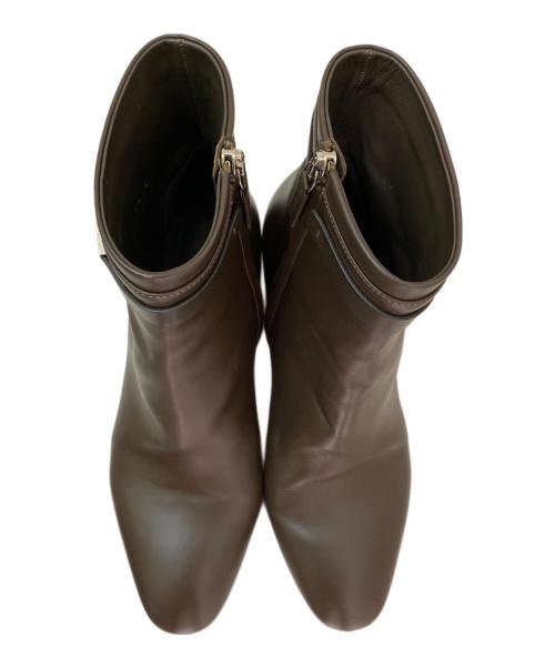 Salvatore Ferragamo（サルヴァトーレ フェラガモ）Salvatore Ferragamo (サルヴァトーレ フェラガモ) Vara アンクルブーツ ブラウン サイズ:6 1/2の古着・服飾アイテム