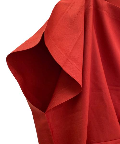 me ISSEY MIYAKE（ミーイッセイ ミヤケ）me ISSEY MIYAKE (ミーイッセイ ミヤケ) アシンメトリーカットソー レッド サイズ:Freeの古着・服飾アイテム