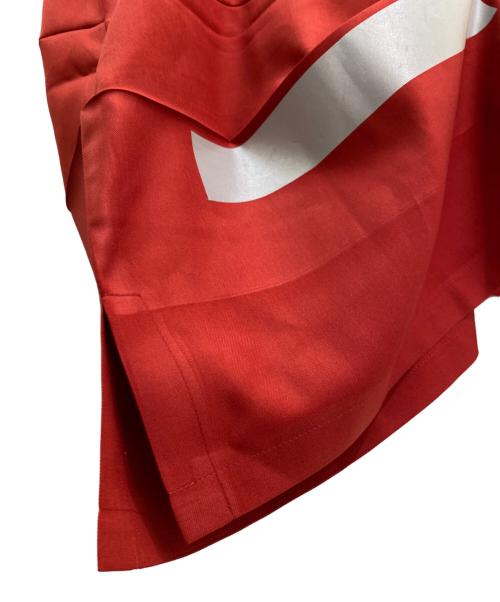 me ISSEY MIYAKE（ミーイッセイ ミヤケ）me ISSEY MIYAKE (ミーイッセイ ミヤケ) アシンメトリーカットソー レッド サイズ:Freeの古着・服飾アイテム