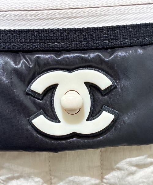 CHANEL（シャネル）CHANEL (シャネル) The Sea Nylon Backpack/ココマークナイロンバッグパック ブラック×ホワイトの古着・服飾アイテム