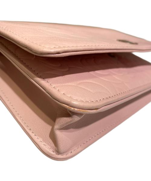 CHANEL（シャネル）CHANEL (シャネル) カメリアチェーンショルダーバッグ ピンクの古着・服飾アイテム