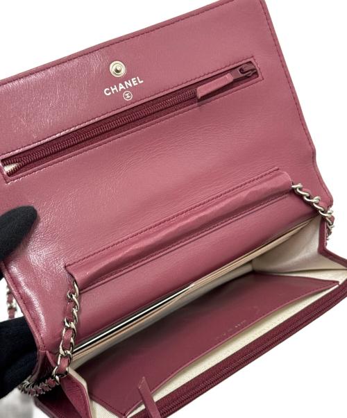 CHANEL（シャネル）CHANEL (シャネル) ラム マトラッセチェーンウォレット ショッキングピンクの古着・服飾アイテム