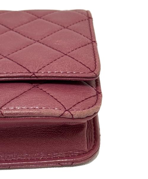 CHANEL（シャネル）CHANEL (シャネル) ラム マトラッセチェーンウォレット ショッキングピンクの古着・服飾アイテム