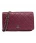 CHANEL（シャネル）の古着「ラム マトラッセチェーンウォレット」｜ショッキングピンク