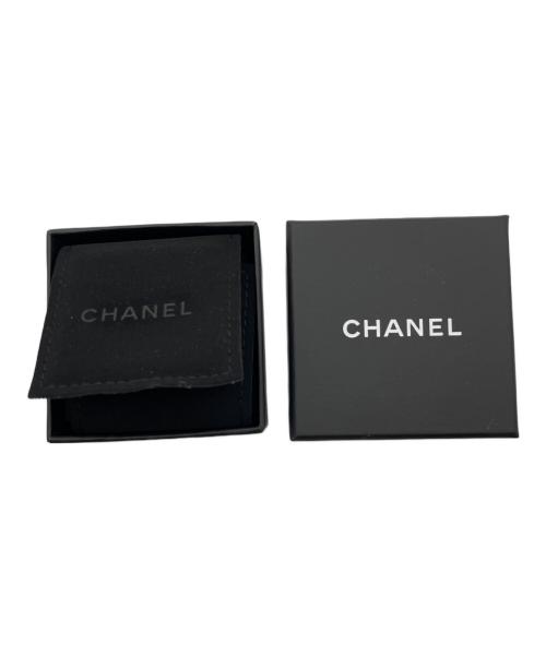 CHANEL（シャネル）CHANEL (シャネル) カメリアピアス ブラック×ホワイトの古着・服飾アイテム