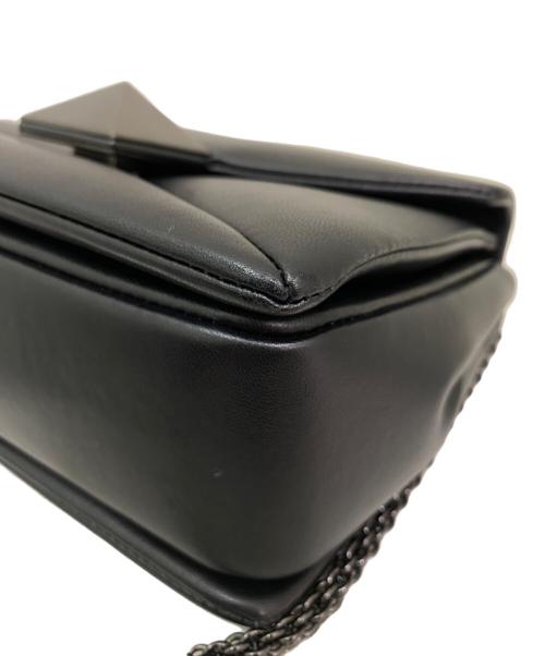 VALENTINO（ヴァレンティノ）VALENTINO (ヴァレンティノ) ワンスタッズチェーンショルダーバッグ ブラックの古着・服飾アイテム
