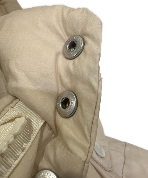 STAMMBAUM（シュタンバウム）STAMMBAUM (シュタンバウム) OLMETEX SHORT DOWN JACKET ベージュ サイズ:Freeの古着・服飾アイテム