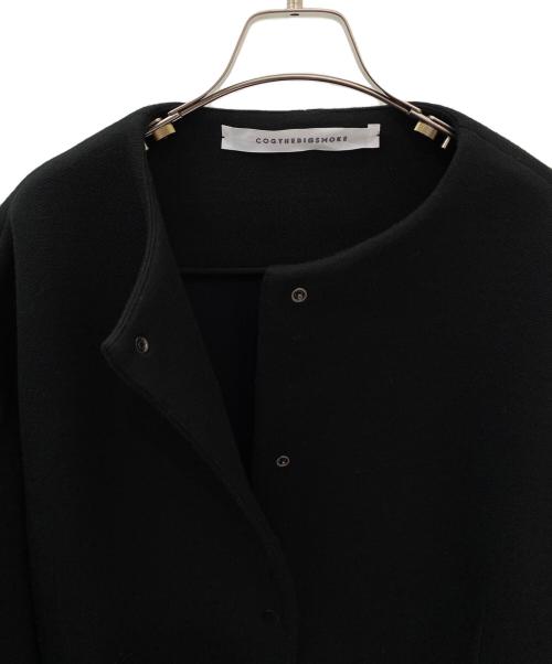COGTHEBIGSMOKE（コグザビッグスモーク）COGTHEBIGSMOKE (コグザビッグスモーク) ROUND NECK コート ブラック サイズ:Freeの古着・服飾アイテム
