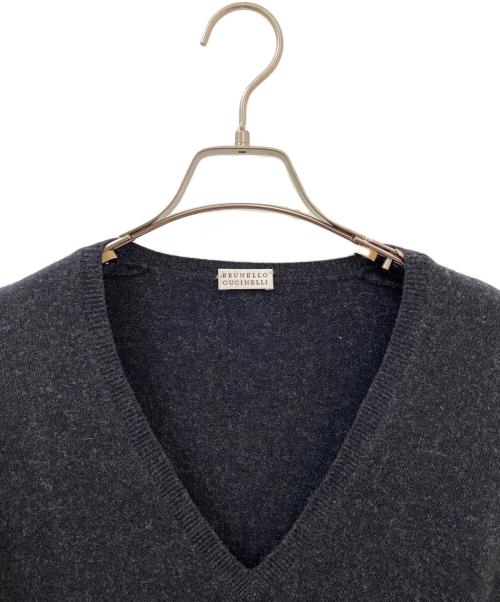 BRUNELLO CUCINELLI（ブルネロクチネリ）BRUNELLO CUCINELLI (ブルネロクチネリ) Vネックニット グレー サイズ:Lの古着・服飾アイテム