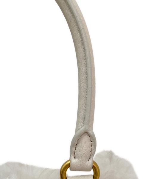 MIU MIU（ミュウミュウ）MIU MIU (ミュウミュウ) ハンドバッグ アイボリーの古着・服飾アイテム