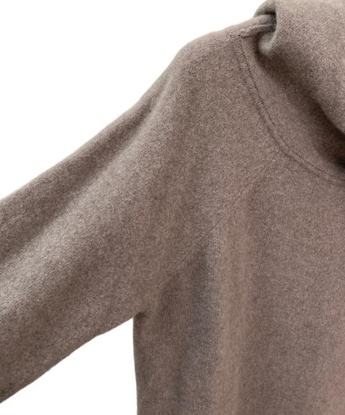 EVERYDAY I LIKE.（エヴリデイ アイ ライク）EVERYDAY I LIKE. (エヴリデイ アイ ライク) Fluffy Off Shoulder Knit グレージュ サイズ:Freeの古着・服飾アイテム