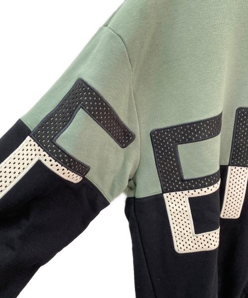 FENDI（フェンディ）FENDI (フェンディ) ロゴ切替スウェット FAF626 A527 2021AW グリーン×ブラック サイズ:Mの古着・服飾アイテム