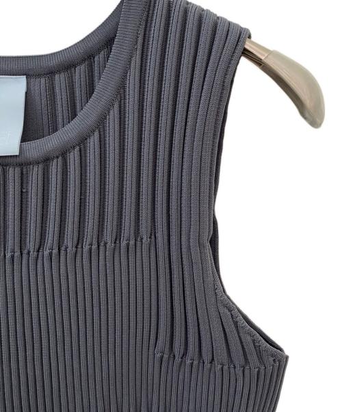 CFCL（シーエフシーエル）CFCL (シーエフシーエル) FLUTED SLEEVELESS MERMAID DRESS グレー サイズ:3の古着・服飾アイテム