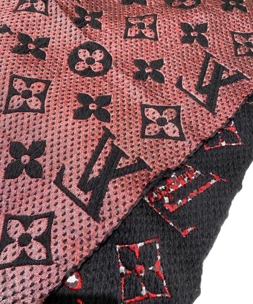 LOUIS VUITTON（ルイ ヴィトン）LOUIS VUITTON (ルイ ヴィトン) エシャルプ・ジャイアント　モノグラム　ジャングル ブラックの古着・服飾アイテム