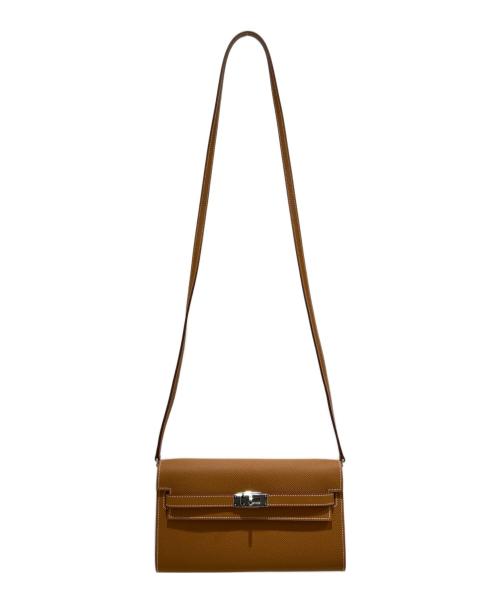 HERMES（エルメス）HERMES (エルメス) Kelly to go Wallet Bag/ケリトゥーゴー/エトゥープ/ヴォーエプソン/シルバー金具/W刻印：2024年製 ゴールドの古着・服飾アイテム