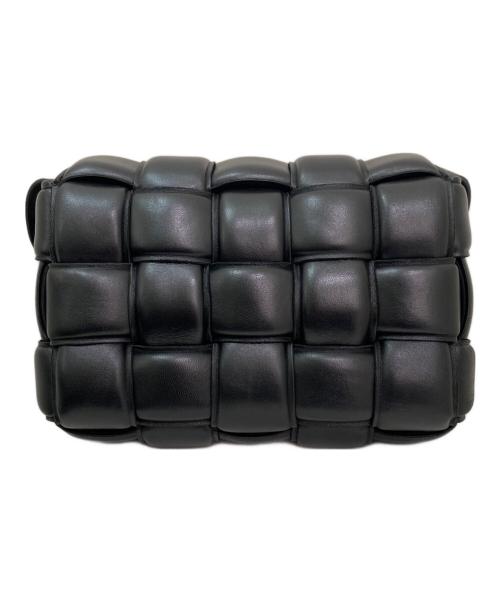 BOTTEGA VENETA（ボッテガベネタ）BOTTEGA VENETA (ボッテガベネタ) マキシイントレチャートパデットカセット ブラックの古着・服飾アイテム