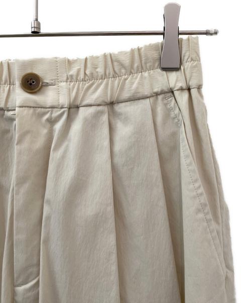 BABYLONE（バビロン）BABYLONE (バビロン) タックパンツ ベージュ サイズ:Fの古着・服飾アイテム