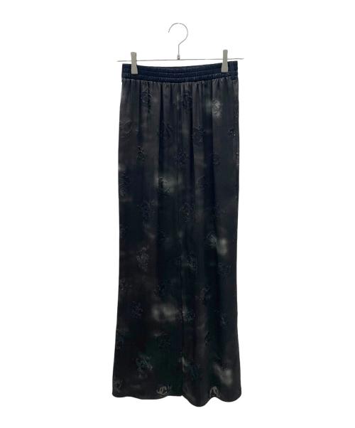 CHANEL（シャネル）CHANEL (シャネル) メティエダールシルク サテン ココマーク ロングスカート ブラック サイズ:34の古着・服飾アイテム