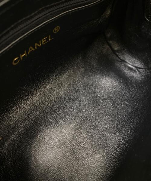 CHANEL（シャネル）CHANEL (シャネル) チェーンショルダーバッグ ブラックの古着・服飾アイテム