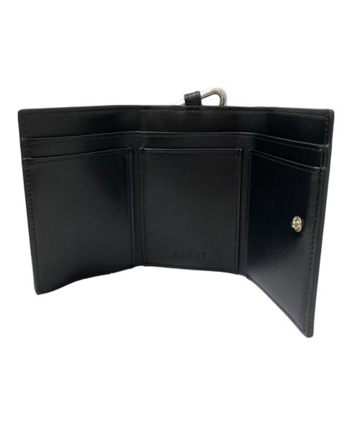 sacai（サカイ）sacai (サカイ) Carabiner Trifold Wallet ブラックの古着・服飾アイテム