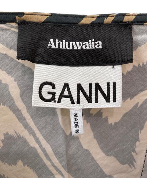 GANNI（ガニー）GANNI (ガニー) Ahluwalia (アウルワリア) キャミソールワンピース ベージュ×ブルー サイズ:34の古着・服飾アイテム