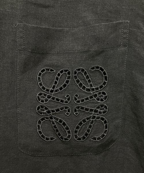 LOEWE（ロエベ）LOEWE (ロエベ) リネンシャツ/ロゴ刺繍 ブラック サイズ:39の古着・服飾アイテム