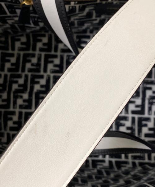 FENDI（フェンディ）FENDI (フェンディ) カルフォルニアスカイトートバッグ ホワイトの古着・服飾アイテム