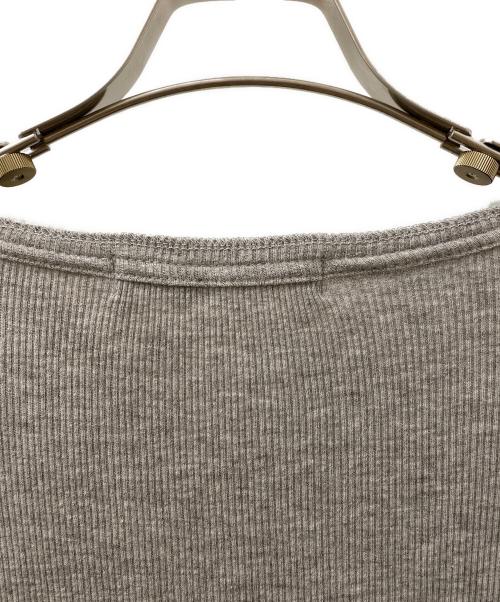 Hello.bonjour!（ハローボンジュール）Hello.bonjour! (ハローボンジュール) RIB LONGSLEEVE T-SHIRT ベージュ サイズ:-の古着・服飾アイテム