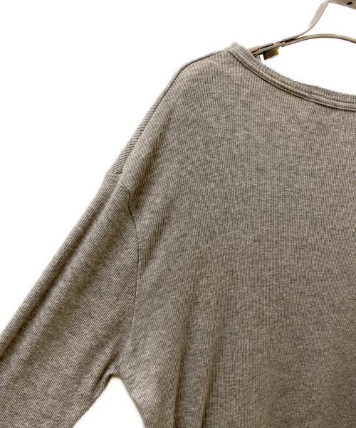 Hello.bonjour!（ハローボンジュール）Hello.bonjour! (ハローボンジュール) RIB LONGSLEEVE T-SHIRT ベージュ サイズ:-の古着・服飾アイテム