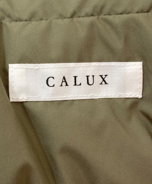 CALUX（キャラクス）CALUX (キャラクス) WLTAS QUILTED HOODY ジャケット カーキ サイズ:Fの古着・服飾アイテム