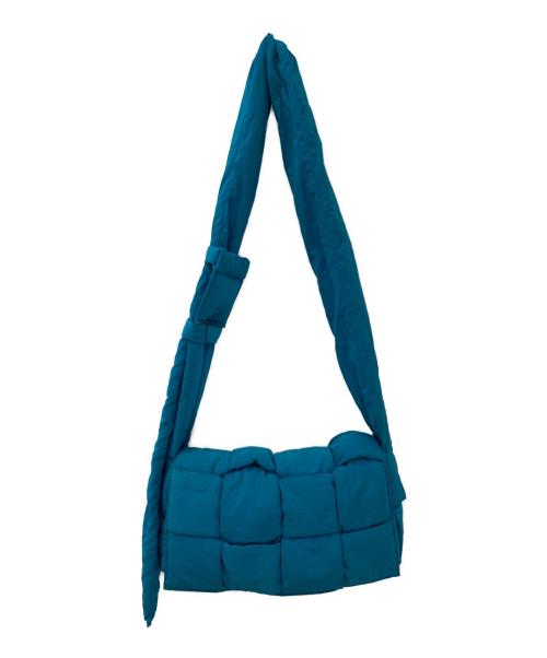 BOTTEGA VENETA（ボッテガベネタ）BOTTEGA VENETA (ボッテガベネタ) パデッド テック カセット ブルーの古着・服飾アイテム