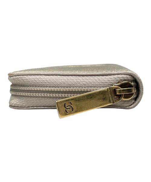 CHANEL（シャネル）CHANEL (シャネル) ココマーク コンパクトウォレット ゴールドの古着・服飾アイテム