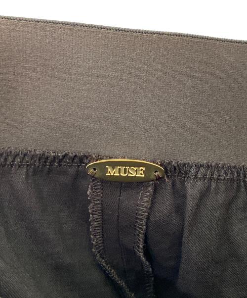 MUSE de Deuxieme Classe（ミューズ ドゥーズィエム クラス）MUSE de Deuxieme Classe (ミューズ ドゥーズィエム クラス) *stretch twill タックパンツ ブラウン サイズ:Freeの古着・服飾アイテム