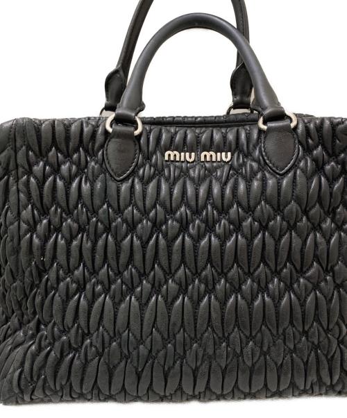 MIU MIU（ミュウミュウ）MIU MIU (ミュウミュウ) ナッパクリスタルマテラッセ ブラックの古着・服飾アイテム