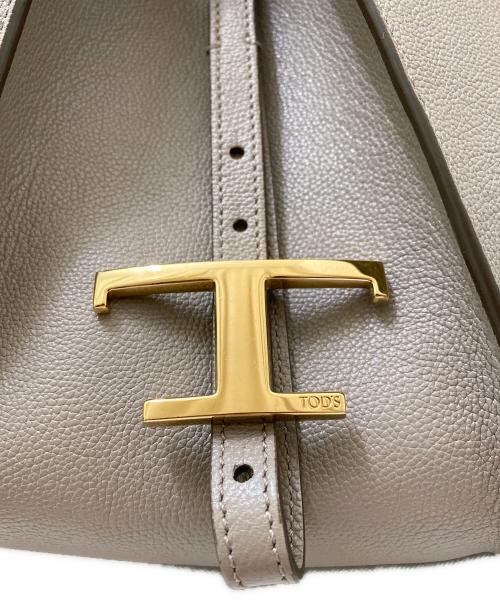 TOD'S（トッズ）TOD'S (トッズ) Tタイムレス　レザー　ショッピングバッグ ベージュの古着・服飾アイテム