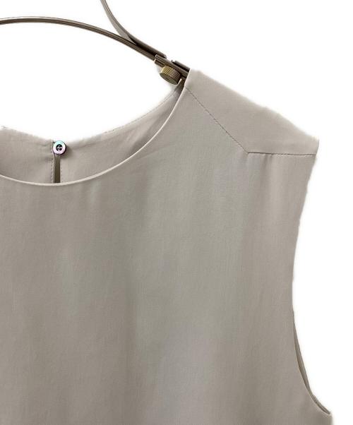 CHAOS（カオス）CHAOS (カオス) ノースリーブカットソー ベージュ サイズ:Fの古着・服飾アイテム