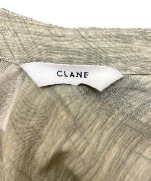 CLANE（クラネ）CLANE (クラネ) ダブルフェイスブラウス - RADIAL LINE DOUBLE FACE BLOUSE カーキ サイズ:1の古着・服飾アイテム