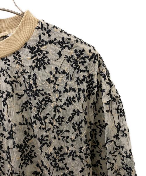 CLANE（クラネ）CLANE (クラネ) FLORET EMBROIDERY COMPACT TOPS - フラワー刺繍コンパクトカットソー ベージュ サイズ:1の古着・服飾アイテム