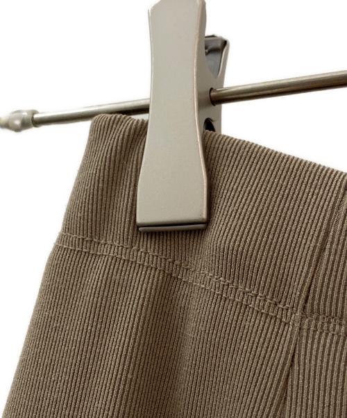 CLANE（クラネ）CLANE (クラネ) バックスリット ロングスカート ベージュ サイズ:1の古着・服飾アイテム