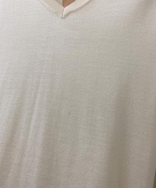 N°21（ヌメロヴェントゥーノ）N°21 (ヌメロヴェントゥーノ) Vネックニット アイボリー サイズ:36の古着・服飾アイテム