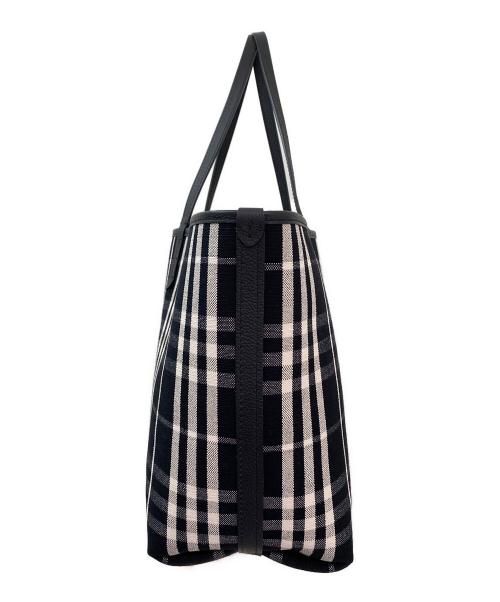 BURBERRY（バーバリー）BURBERRY (バーバリー) リバーシブルブルームズベリートート ミディアム ブラック サイズ:ミディアムの古着・服飾アイテム