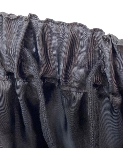 BLACK COMME des GARCONS（ブラックコムデギャルソン）BLACK COMME des GARCONS (ブラックコムデギャルソン) カットオフティアードスカート ブラック サイズ:XSの古着・服飾アイテム