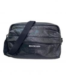 BALENCIAGA（バレンシアガ）の古着「Explorer カメラバッグ」｜ブラック