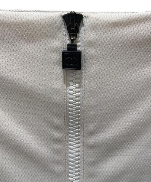 CHANEL（シャネル）CHANEL (シャネル) 04P スポーツライン ジップデザイン スカート アイボリー サイズ:36の古着・服飾アイテム