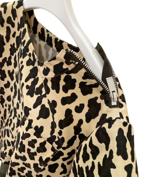 sacai（サカイ）sacai (サカイ) Leopard Print x Nylon Twill Pullover ベージュ×カーキ サイズ:1の古着・服飾アイテム